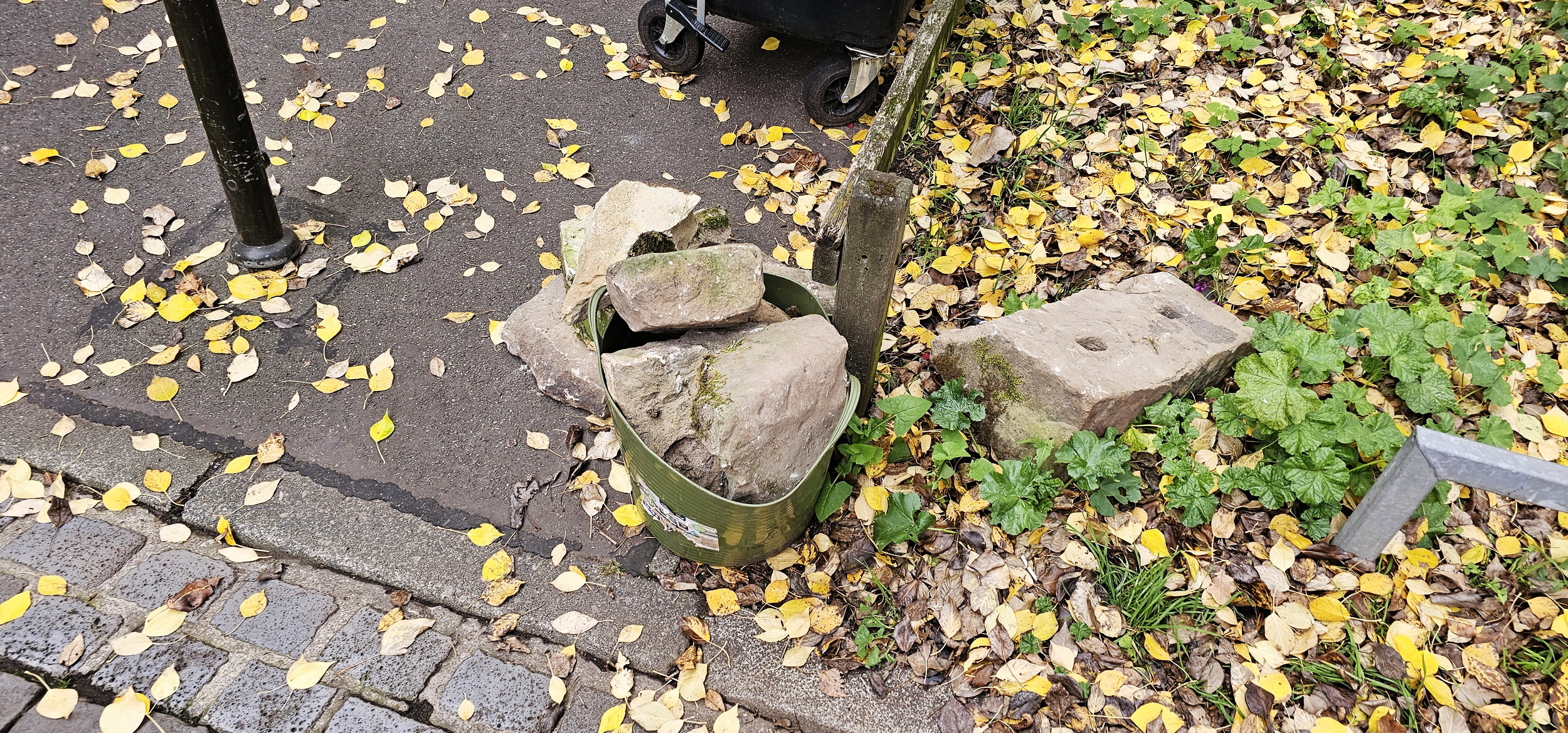 narcotix journal  background image